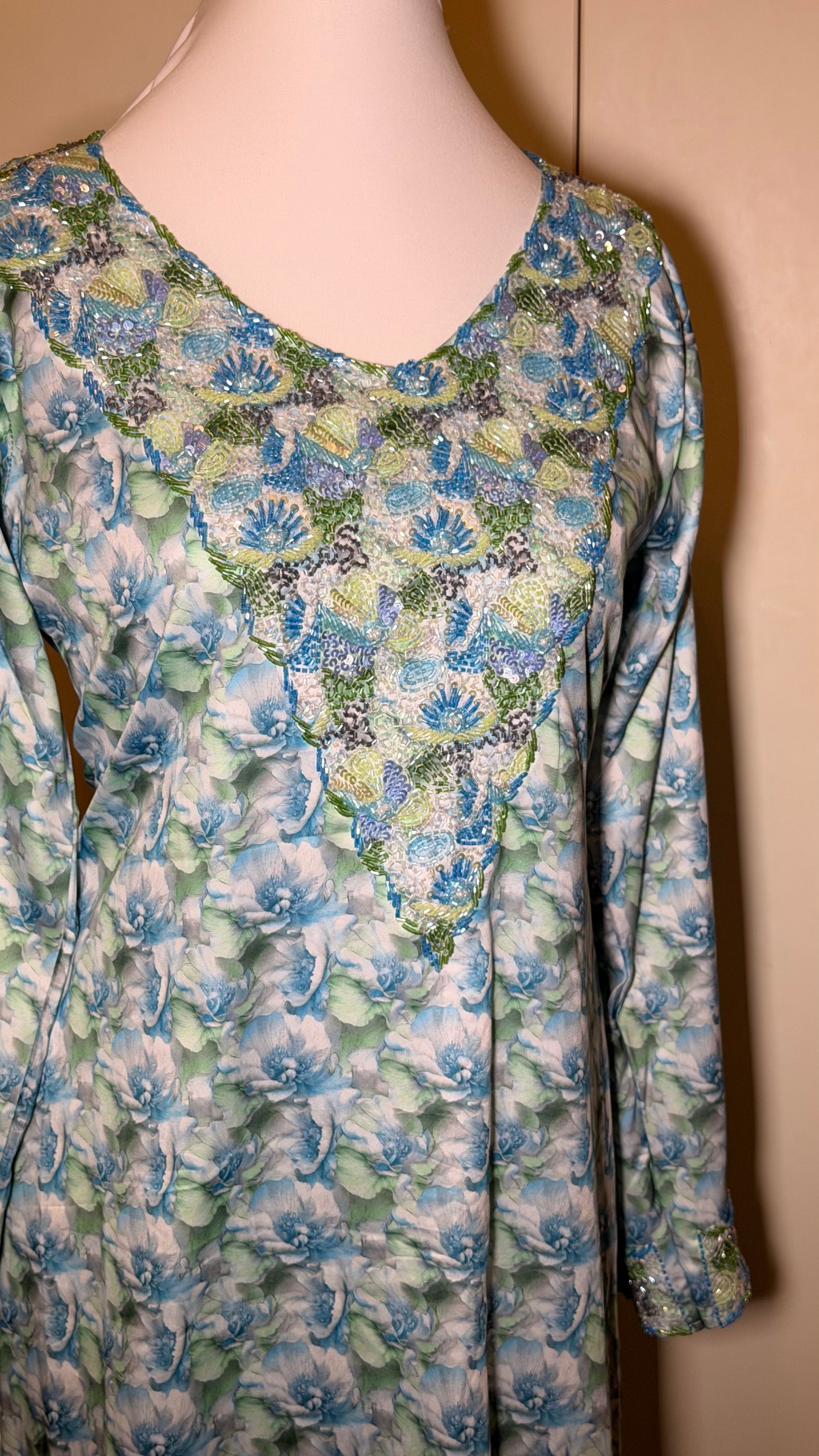 Blue Jasmine Embroidered Mukhawar
