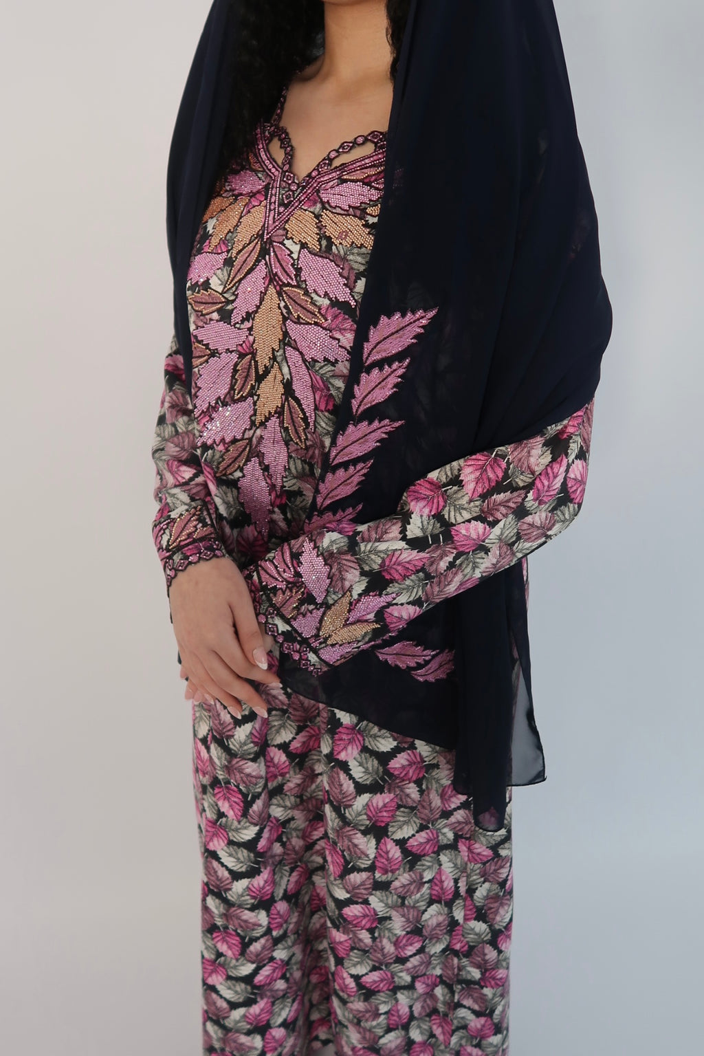 Berry Leaf Mukhawar